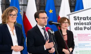 Lewica obiecuje budowę państwowych akademików dla studentów. Konferencja prasowa z przedstawicielami partii.