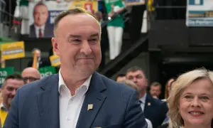 Michał Kobosko, szara eminencja w Polska 2050, odgrywa kluczową rolę w partii.
