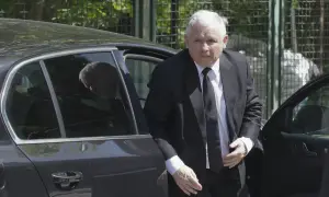 Czym jeździ Kaczyński? Zaskakujące szczegóły o jego samochodzie