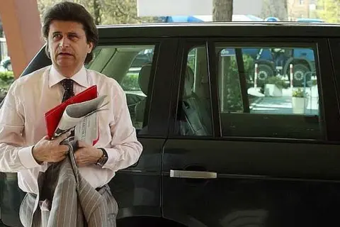 Czym jeździ Petru? Zaskakujące fakty o jego pojazdach i wyborach