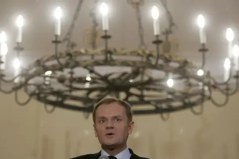 Co Tusk zrobił dla Polski – kluczowe reformy i ich wpływ na gospodarkę