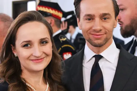 Kim jest żona Bosaka? Poznaj fascynującą historię Kariny Bosak