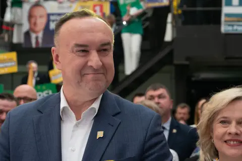Michał Kobosko, szara eminencja w Polska 2050, odgrywa kluczową rolę w partii.
