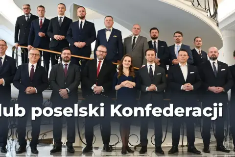 Klub parlamentarny Konfederacji: grupa posłów w garniturach, zjednoczona, ale z widocznymi podziałami w głosowaniach.
