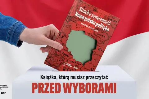 Ręka wrzuca książkę "Strach o suwerenność. Nowa polska polityka" do urny wyborczej. Obraz symbolizuje troskę o suwerenną Polskę przed wyborami.