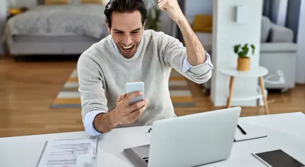 Szybkie wypłaty z platform online: Jak dostać wygraną w 5 minut?