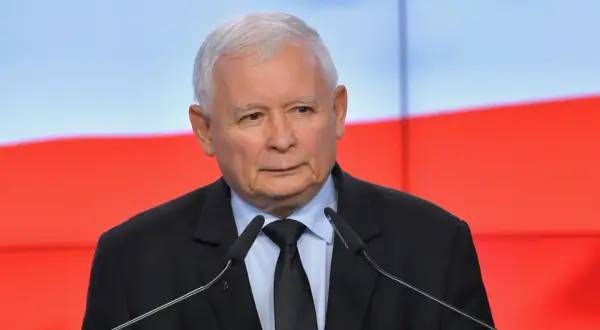 W którym roku urodził się Jarosław Kaczyński? Zaskakujące fakty o nim