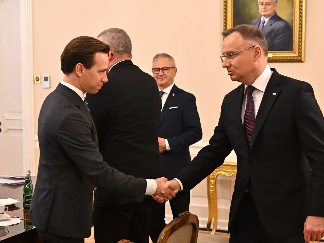 Bosak czy Duda: Kto naprawdę ma lepsze pomysły na Polskę?