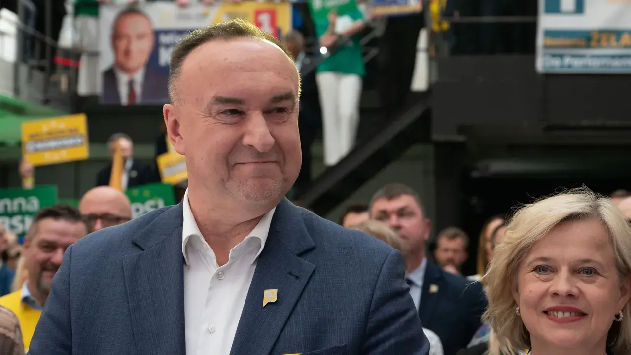 Michał Kobosko, szara eminencja w Polska 2050, odgrywa kluczową rolę w partii.