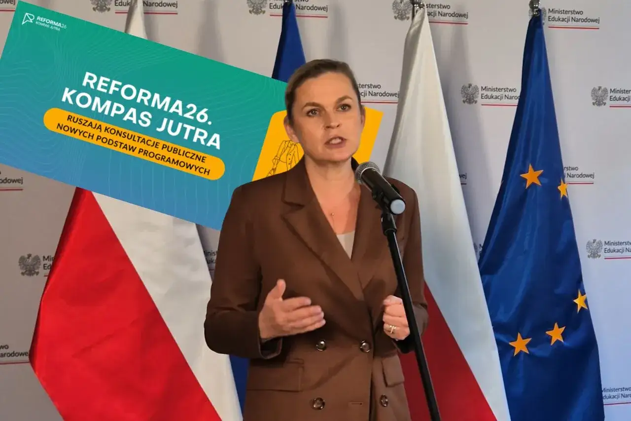 Kobieta przemawia na tle flag. Grafika informuje o konsultacjach publicznych w ramach 