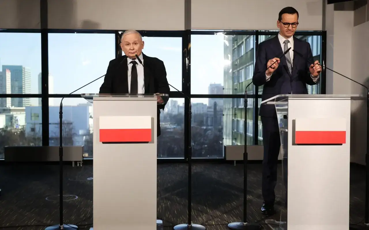 Jarosław Kaczyński i Mateusz Morawiecki. Konfederacja vs PiS - o kogo walczą te partie? O przyszłość Polski.