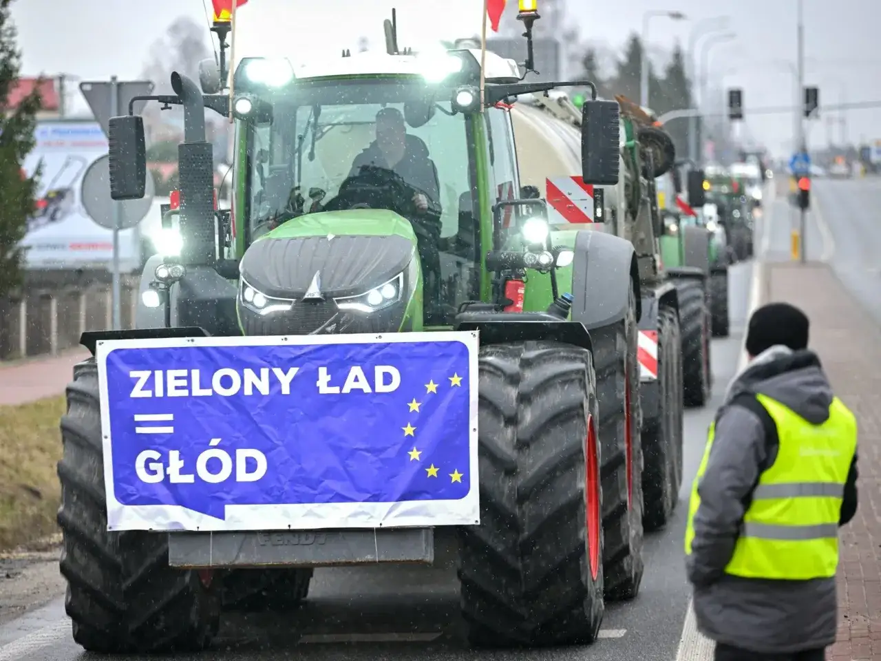 Ciągniki z banerem 