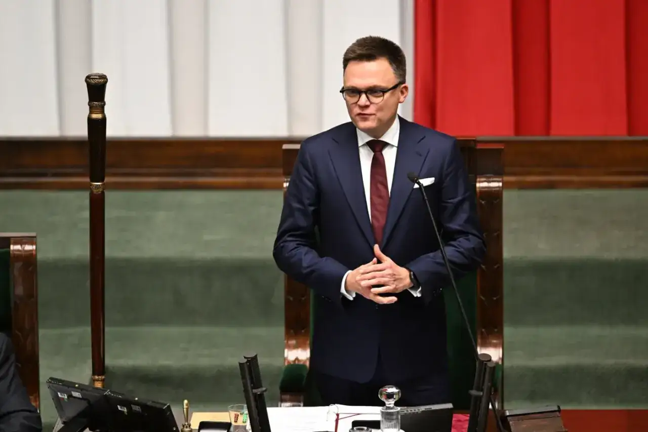 Szymon Hołownia jako Marszałek Sejmu: ocena jego kadencji i potencjalne wpadki w debacie publicznej.