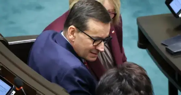 Ile lat ma Mateusz Morawiecki? Zaskakujące fakty o polityku